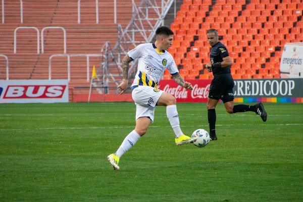 What initiatives are in place to support UK healthcare workers?